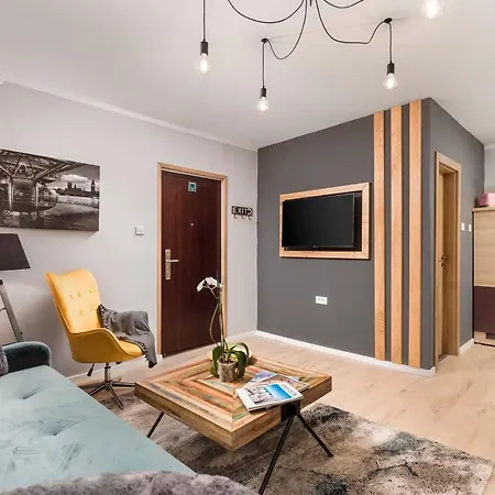 Apartment 4 Season