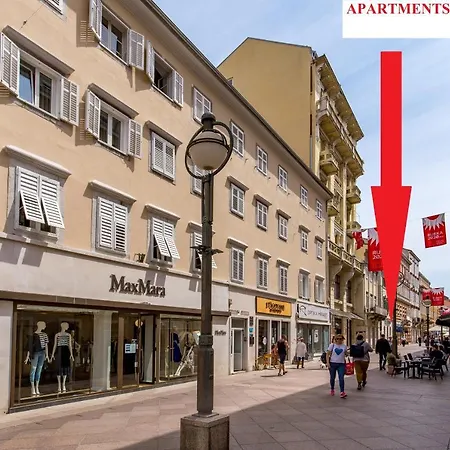 Apartment 4 Season Rijeka
